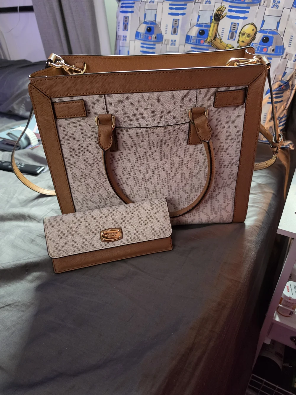 Michael Kors Dillon Satchel in the Vanilla and Acorn